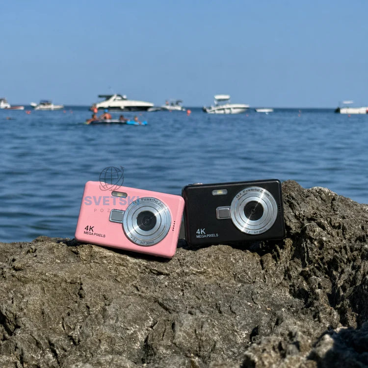 digitalni retro fotoaparat iz 2000ih + poklon za pravljenje retro fotki
