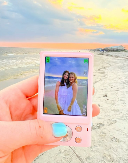 digitalni retro fotoaparat iz 2000ih + poklon za pravljenje retro fotki